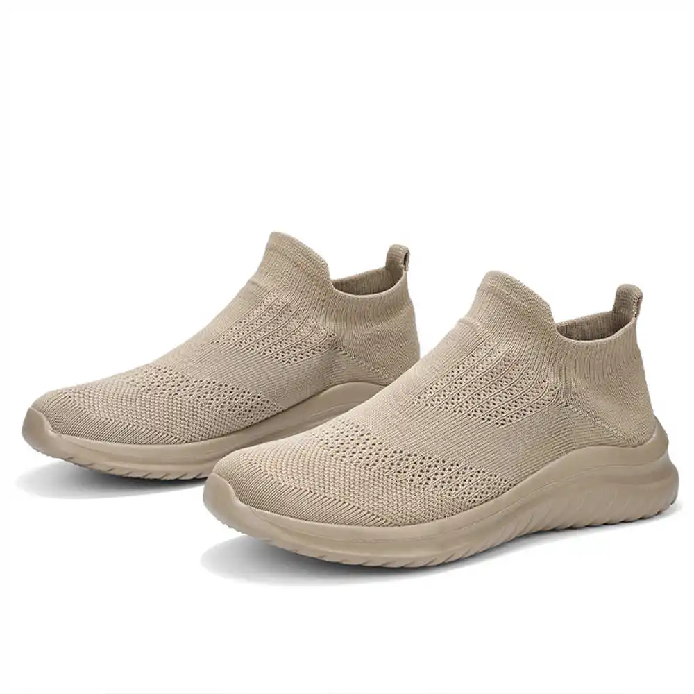 Beige Soft New Novelty Tennis  - Information Technology Officer reseña y precio